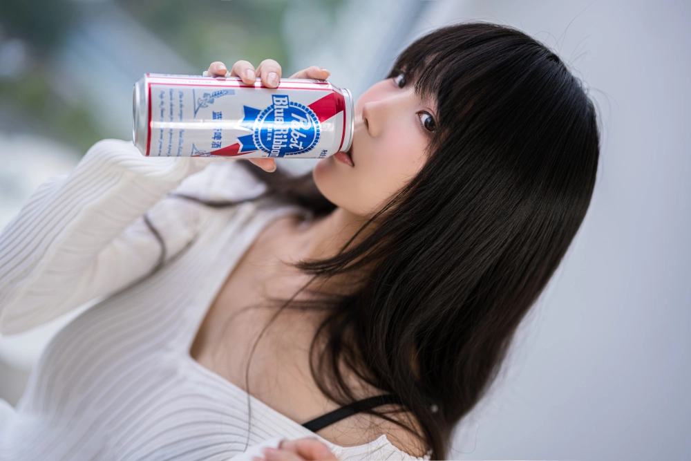 汪知子醉酒作品图片